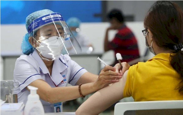 124 triệu liều vắc xin phòng COVID-19 đã về Việt Nam