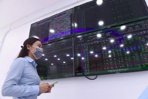 Ai được - mất tiền từ chứng khoán?