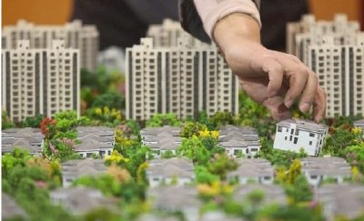 Nữ môi giới bất động sản đổi nhà, tậu xe, kiếm vài tỷ dễ như trở bàn tay