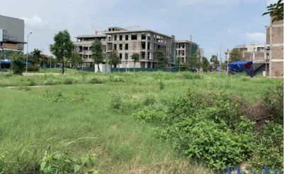 Thị trường bất động sản cần thời gian điều chỉnh lại giá sau cơn sốt đất