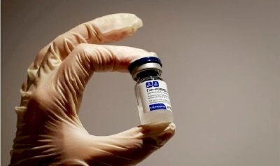 Chưa miễn dịch cộng đồng, Việt Nam có lỡ mục tiêu tăng trưởng kinh tế?