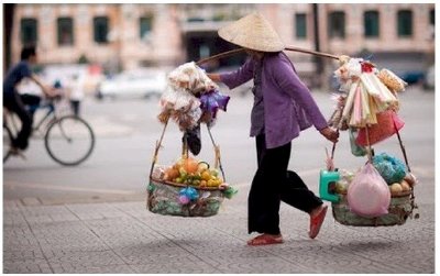 Đề xuất “bơm” 1.000 tỷ hỗ trợ xe ôm, bán hàng rong ở Tp.HCM: “Liều thuốc vàng” giữa đại dịch