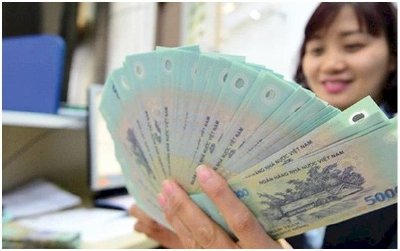 Lãi suất chưa có dấu hiệu tăng, dòng tiền sẽ tiếp tục chảy mạnh vào thị trường chứng khoán?