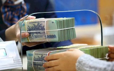 Loạt ngân hàng vừa tăng lãi suất tiết kiệm, gửi tiền ở đâu có lợi nhất?