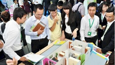 Làm gì để có nhiều tiền làm giàu từ nghề môi giới bất động sản