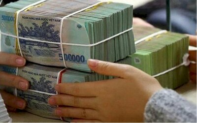 Nhiều ngân hàng sụt giảm tiền gửi trong 6 tháng đầu năm