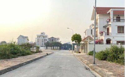 Quyết định ở trọ, dành tiền mua đất thay vì “an cư” sớm trong căn hộ chung cư, nhiều cặp vợ chồng “đổi đời”