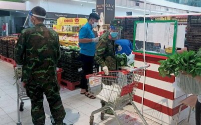 AEON, BigC tăng lên 14-15 combo từ trái cây, rau củ quả đến bánh mì, thực phẩm khô... có thể giao hàng 1.000-2.000 combo/ngày