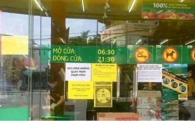 Treo biển cấm chụp hình vì sợ khách so sánh giá, chuỗi Bách Hoá Xanh bị yêu cầu gỡ bỏ toàn bộ