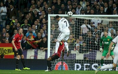 Từng tuyên bố không bao giờ khoác áo 