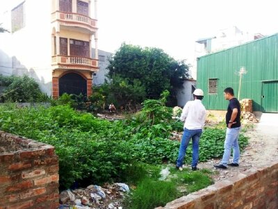  Mua đất không sổ đỏ, đôi vợ chồng “ngậm đắng nuốt cay” vì lời hứa của chủ nhà: “Đất này nếu làm được sổ đỏ giá gấp 3 lần”