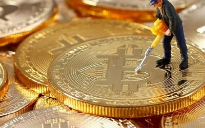 Nhà đầu tư liên tục đẩy giá Bitcoin lập kỷ lục, nhưng ai mới là người thực sự sở hữu đồng tiền này?