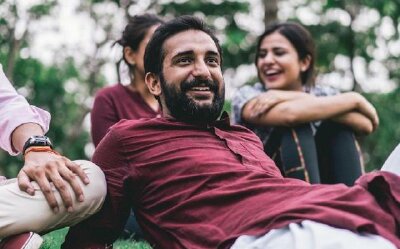 Nếu cha tôi từ bỏ công việc hành chính thường ngày để theo đuổi công việc mà ông đam mê, thì có lẽ gia đình tôi đã bị phá sản