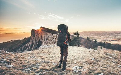Chứng sĩ đời đầu chỉ cách sinh tồn 21 năm trên sàn chứng khoán Việt Nam: Đầu cơ như ngồi trên ghế điện, nhà đầu tư cá nhân chỉ nên mua 5 mã thôi!