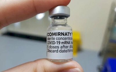 Vì sao có việc gia hạn 2 lô vắc xin Pfizer tiêm cho trẻ 12-17 tuổi: Bộ Y tế lý giải