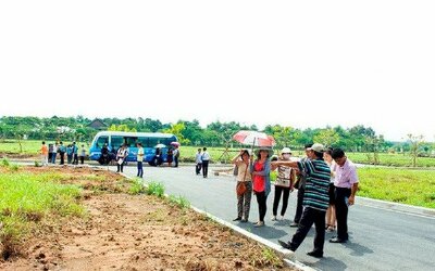 Buôn đất khiến nhiều người giàu lên một cách nhanh chóng