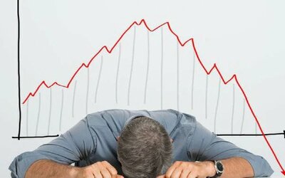 Wall Street Journal: Nhà đầu tư đang chứng kiến thời kỳ cổ phiếu đánh mất 'ngôi vương'