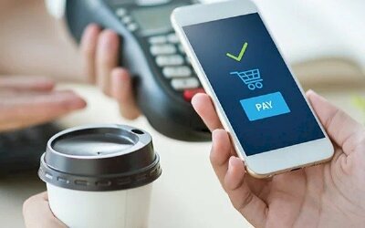 Thanh toán không dùng tiền mặt ở Việt Nam tiếp tục bùng nổ, tăng trưởng QR code lên tới 3 chữ số