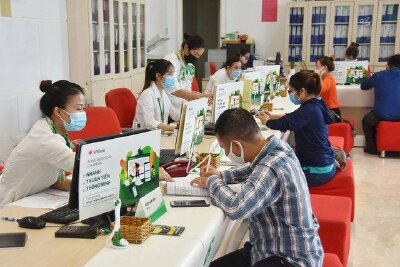 Cảnh báo nợ xấu 'vây' ngân hàng