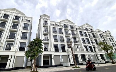 Vì sao bất động sản vùng ven TP.HCM bị đẩy giá cao so với giá trị thực?