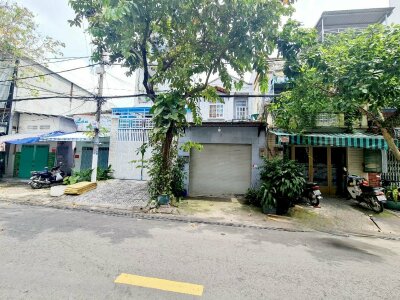 Môi giới BĐS “căng mình” bán hàng: Chỉ cần một khách hàng chịu ngồi nghe tư vấn lúc này đã là may mắn