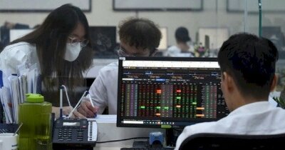 Chứng khoán tăng không ngừng nghỉ, nhà đầu tư nên làm gì?