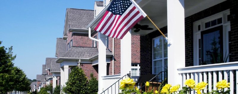 Thảm cảnh đi mua nhà ở Mỹ: Chấp nhận sinh sống ở ngoại ô, công ty môi giới quay số để chọn khách hàng