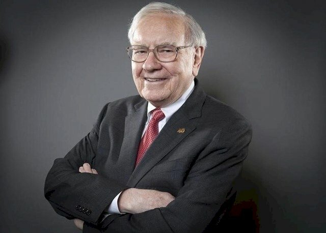 Tỷ phú, CEO Berkshire Hathaway Warren Buffett. Ảnh: Reuters.