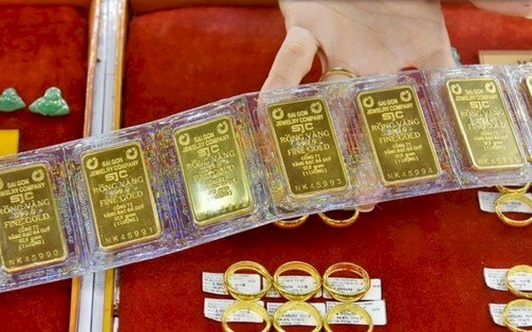 Giá vàng trong nước bất ngờ giảm mạnh gần 2 triệu đồng/lượng